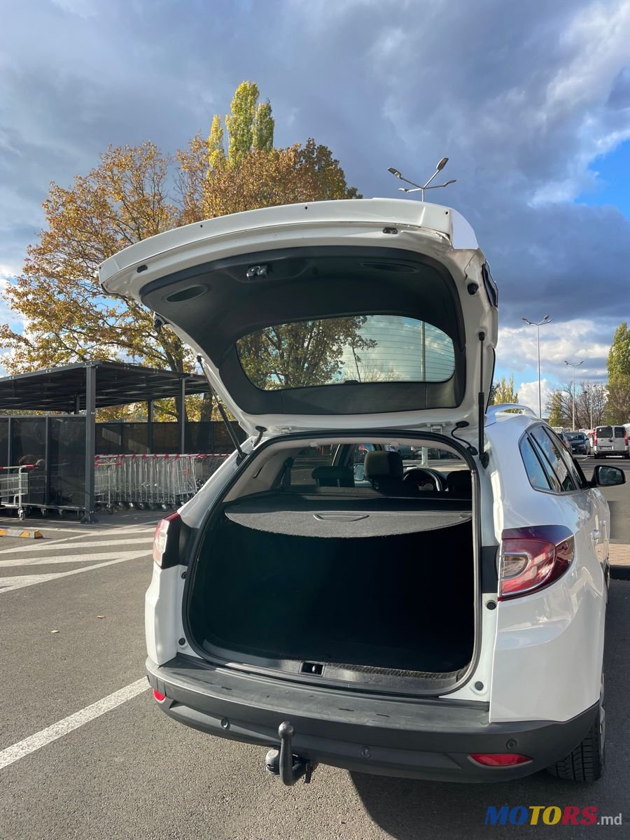 2013' Renault Megane photo #4