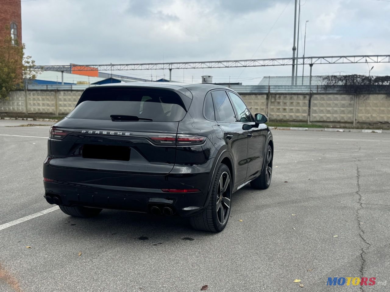 2019' Porsche Cayenne photo #3