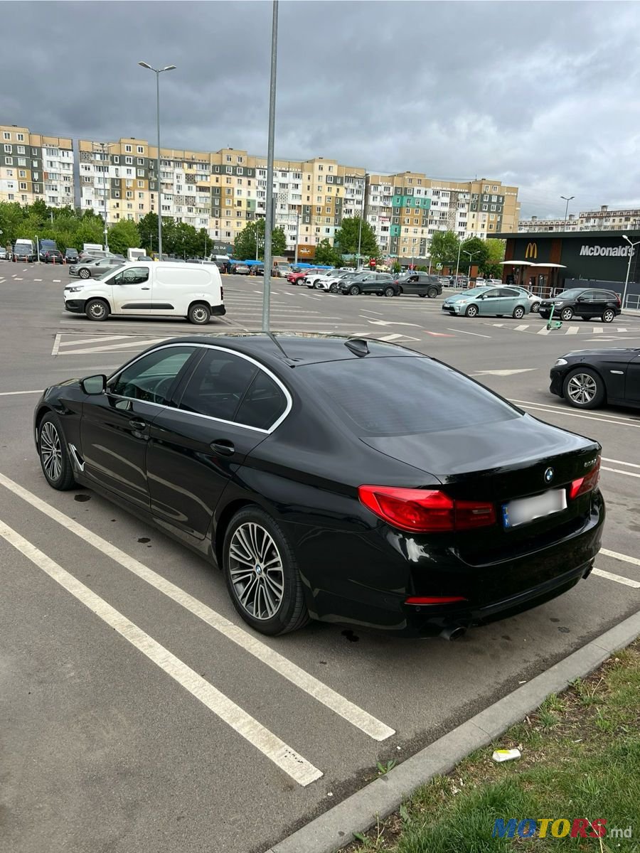 2019' BMW 5 Series photo #6