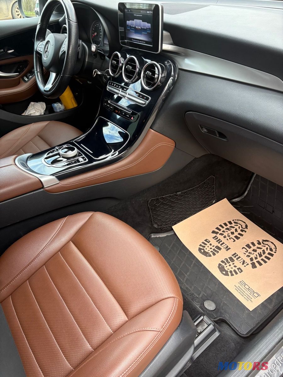 2018' Mercedes-Benz GLC photo #3