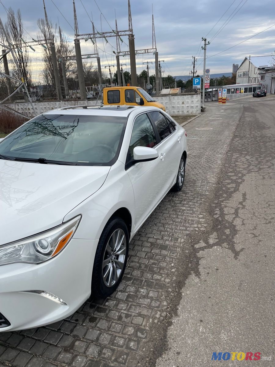 2015' Toyota Camry photo #3