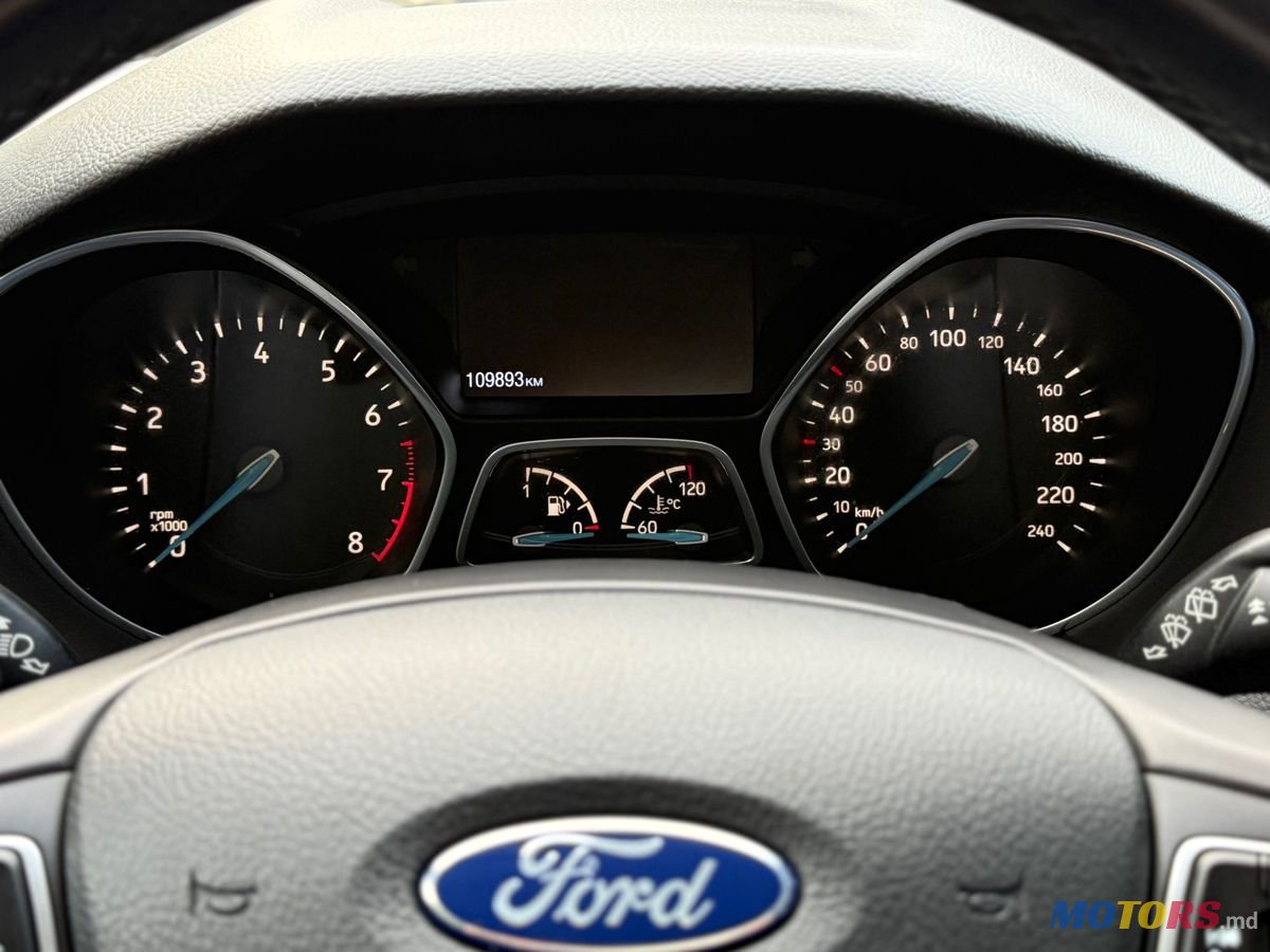 2017' Ford Focus photo #6