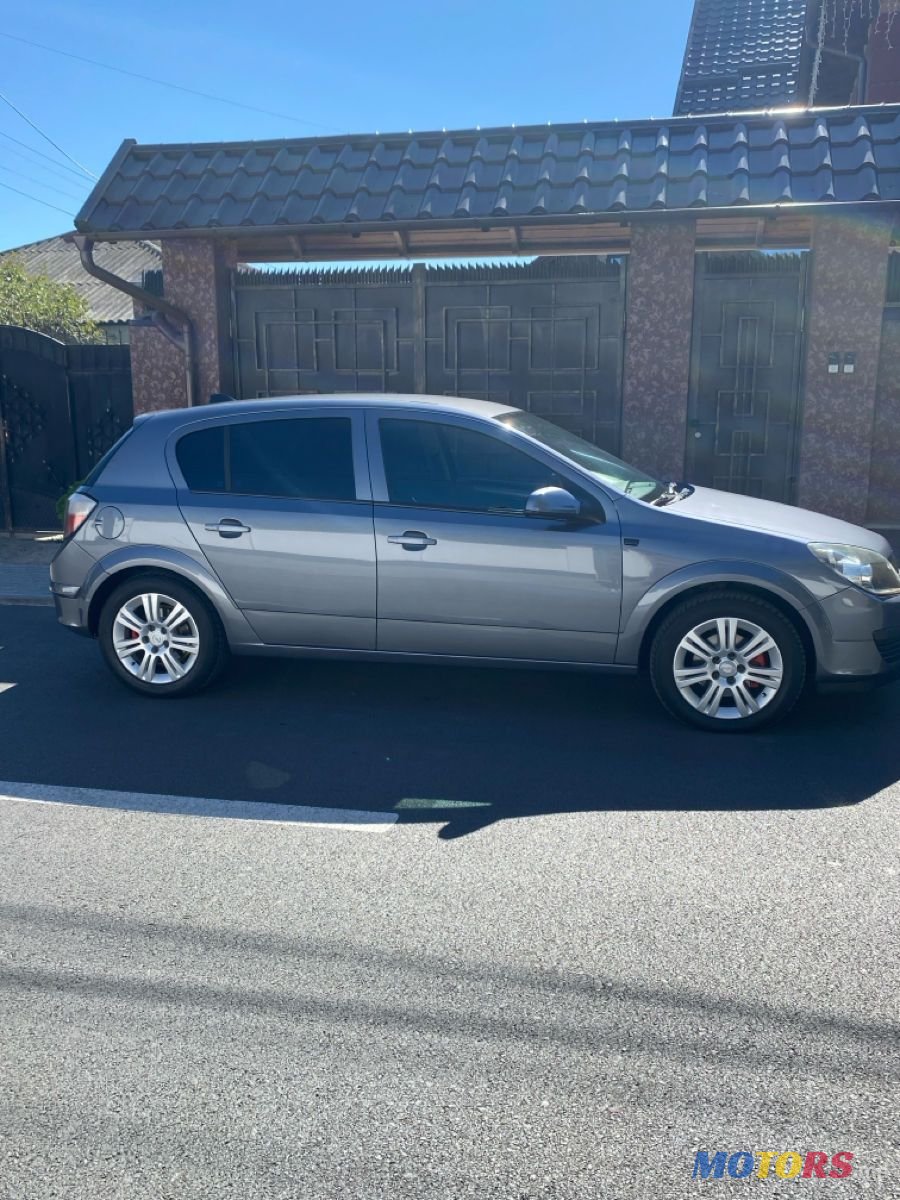 2006' Opel Astra photo #4