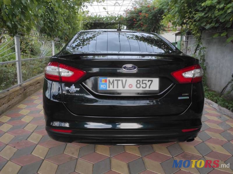 2013' Ford Fusion photo #3