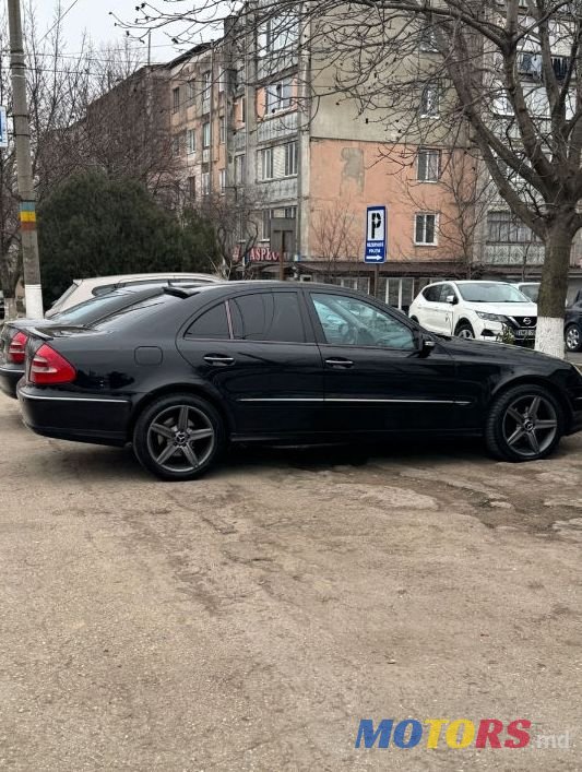 2006' Mercedes-Benz E-Class photo #1