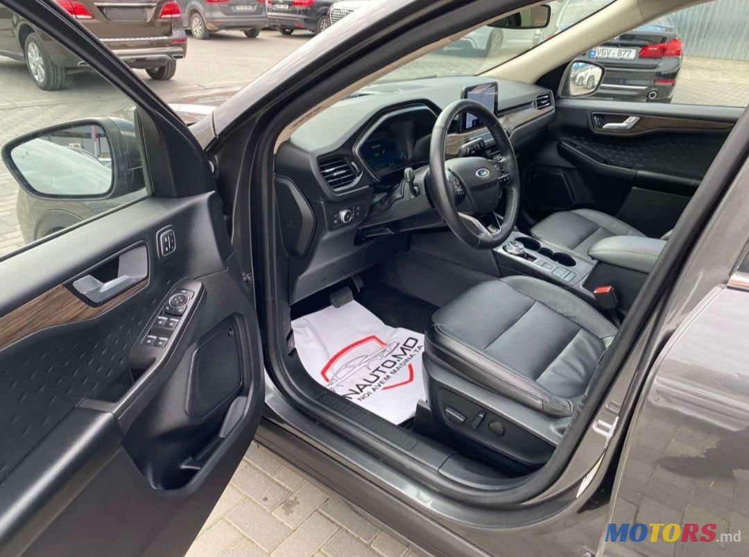 2020' Ford Escape photo #5