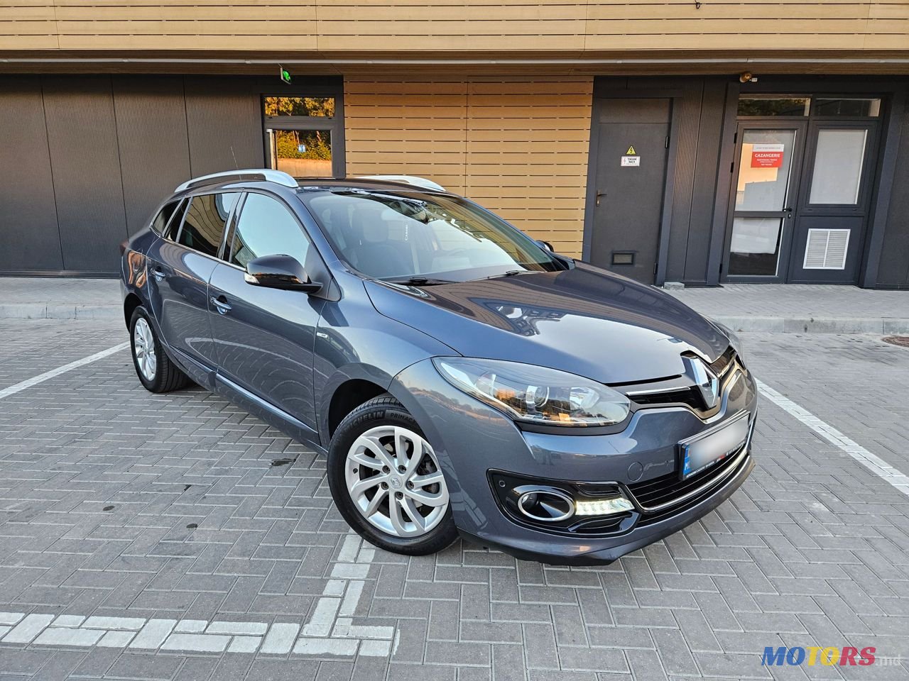 2015' Renault Megane photo #1