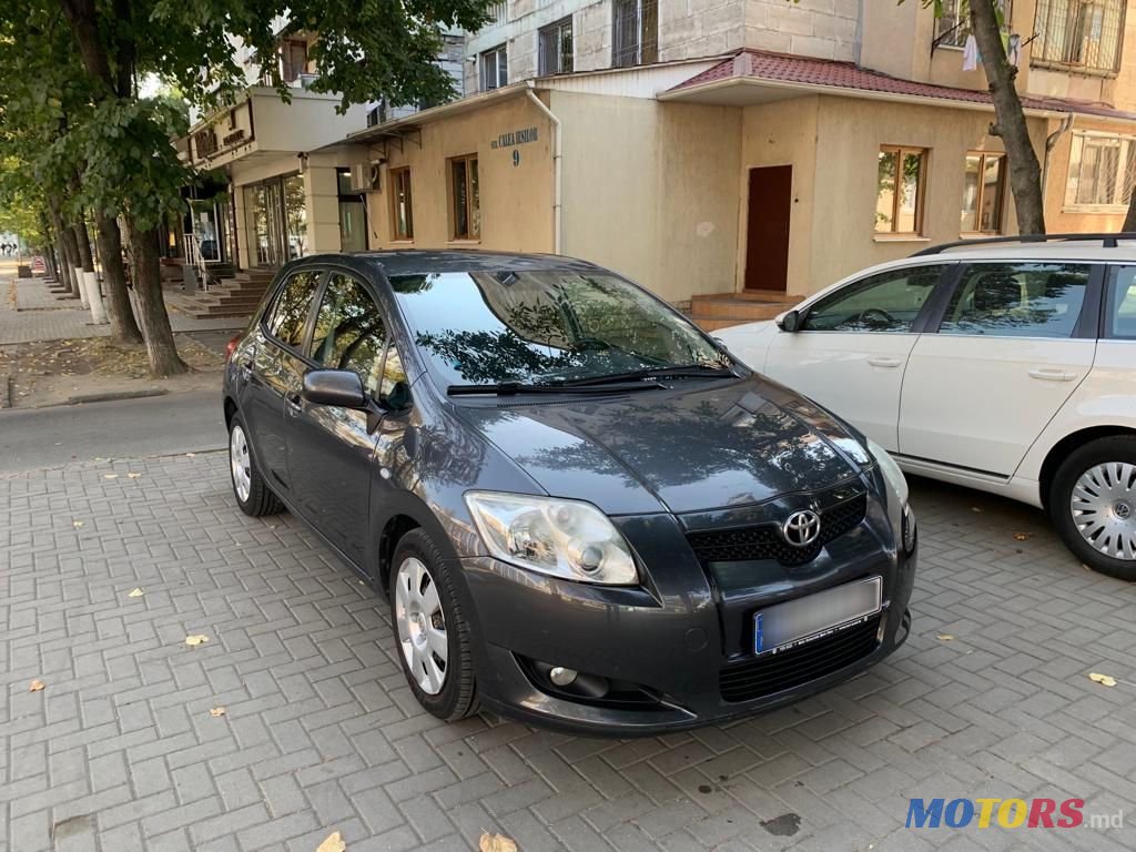 2010' Toyota Auris photo #6