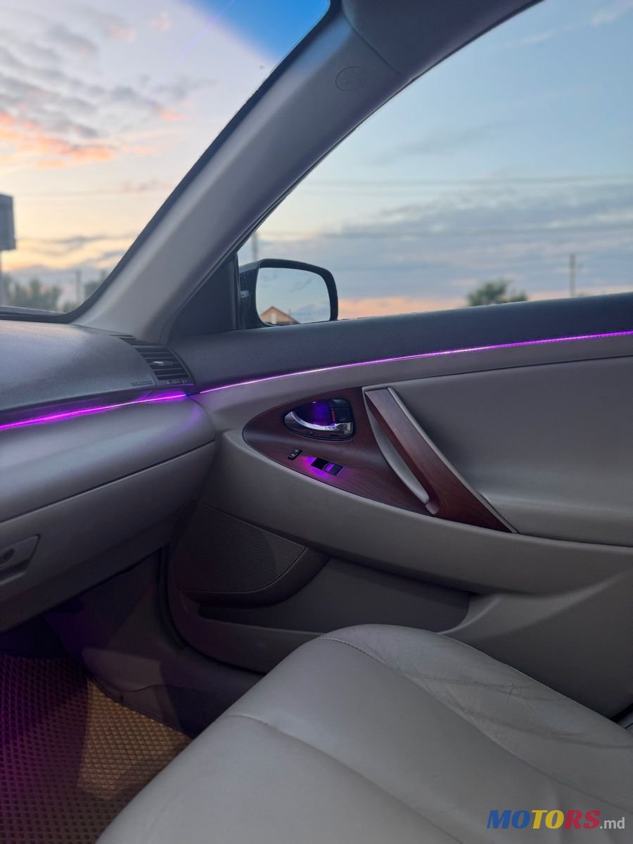 2008' Toyota Camry photo #5