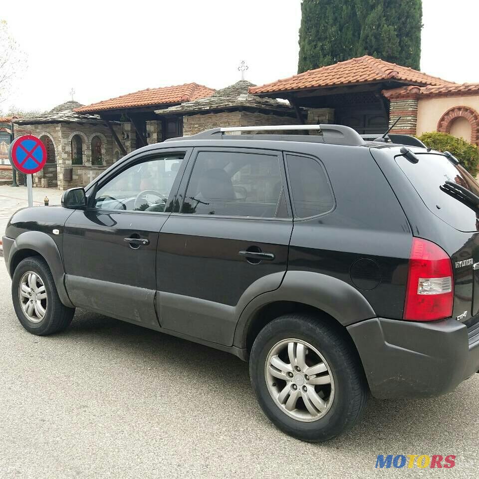 2009' Hyundai Tucson photo #2