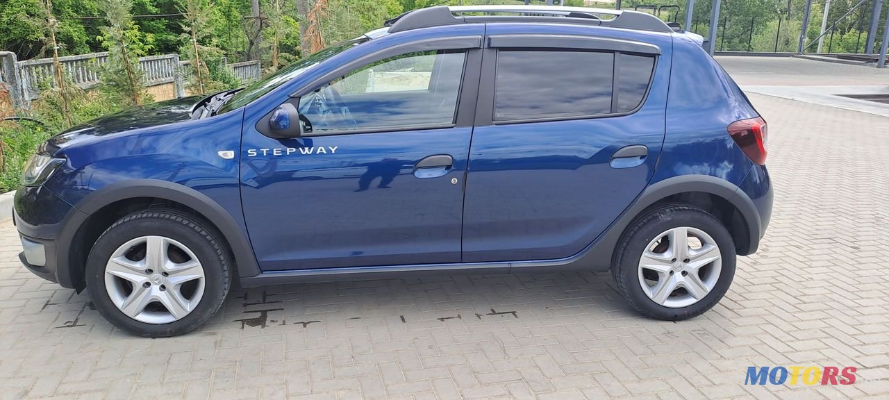 2016' Dacia Sandero Stepway photo #2