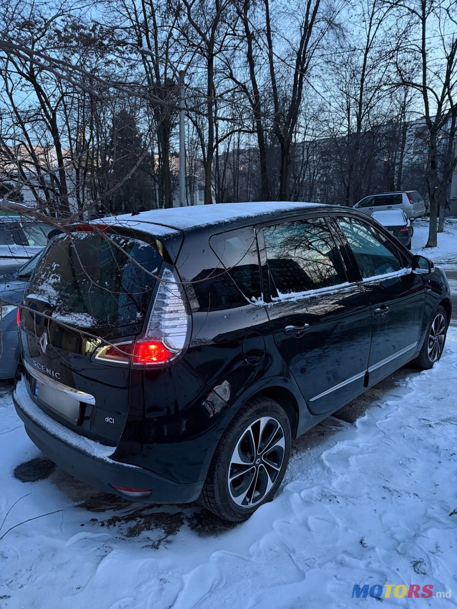 2015' Renault Scenic photo #3