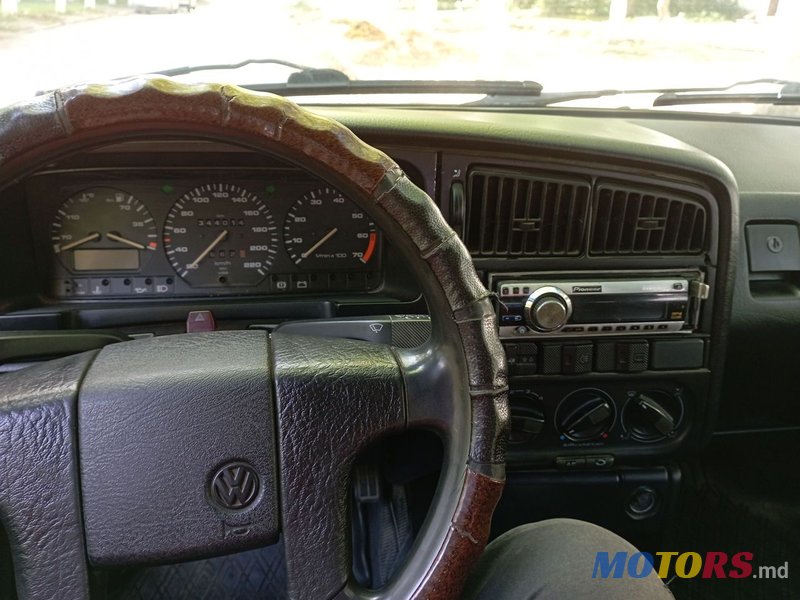 1994' Volkswagen Passat photo #5