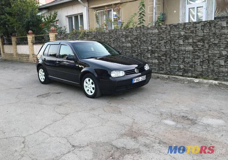 2000' Volkswagen Golf photo #1
