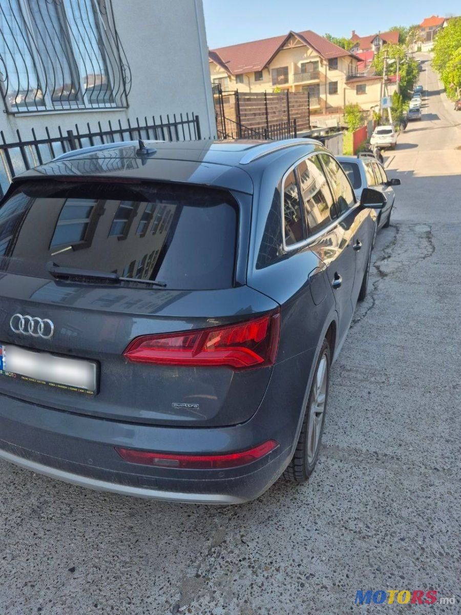 2019' Audi Q5 photo #5