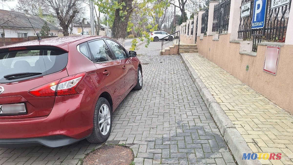 2015' Nissan Pulsar photo #3