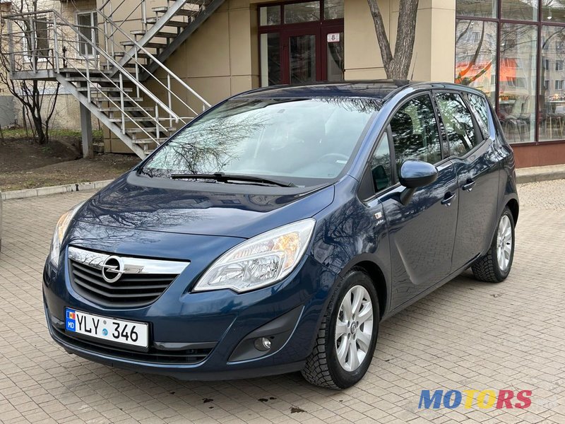 2013' Opel Meriva photo #3