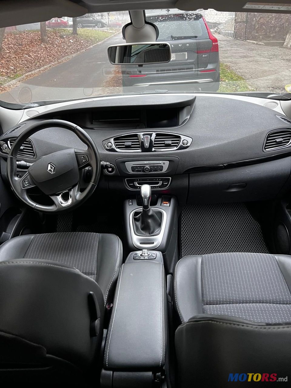 2016' Renault Scenic photo #2