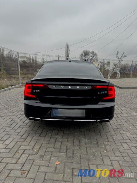 2019' Volvo S90 photo #3
