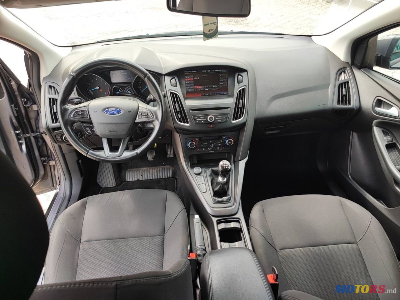 2015' Ford Focus photo #5