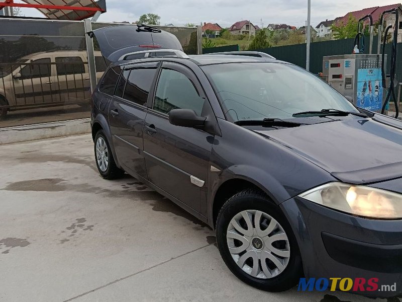 2005' Renault Megane photo #5