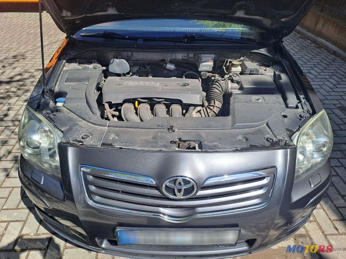 2007' Toyota Avensis photo #6