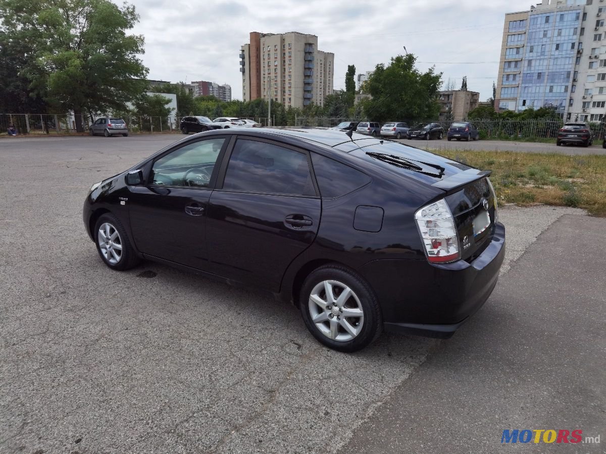 2007' Toyota Prius photo #3
