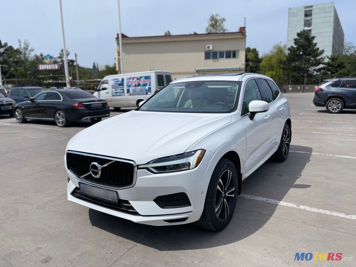2018' Volvo XC60 photo #2
