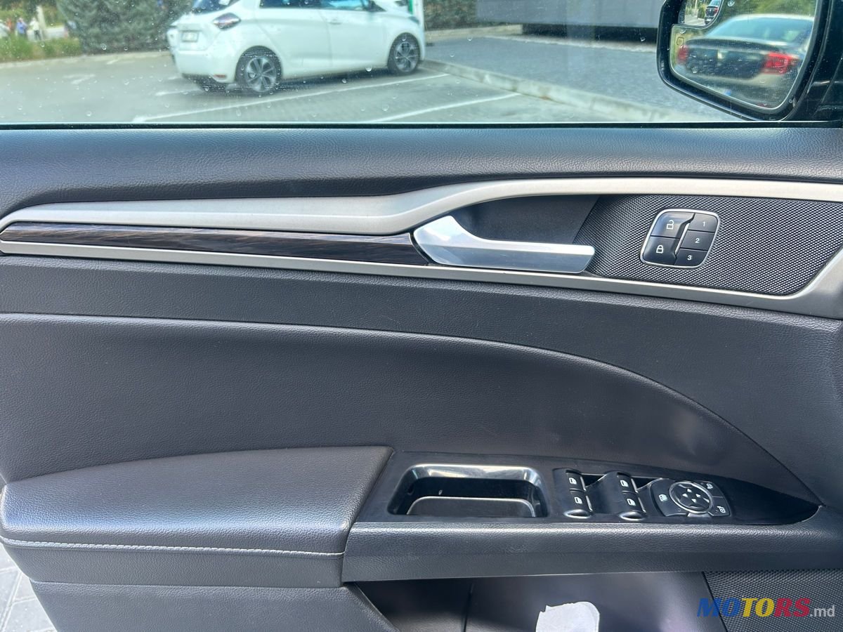 2015' Ford Fusion photo #5
