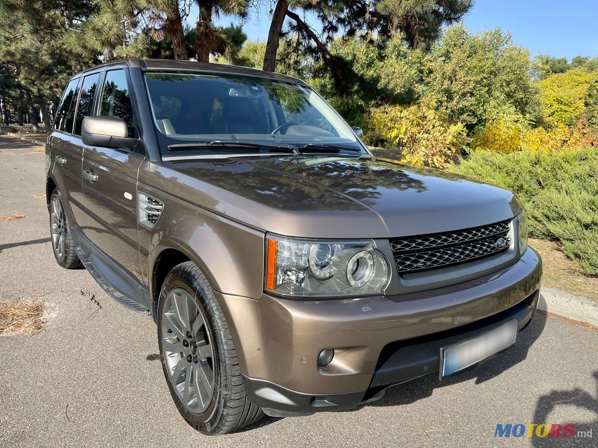 2010' Land Rover Range Rover Sport photo #3