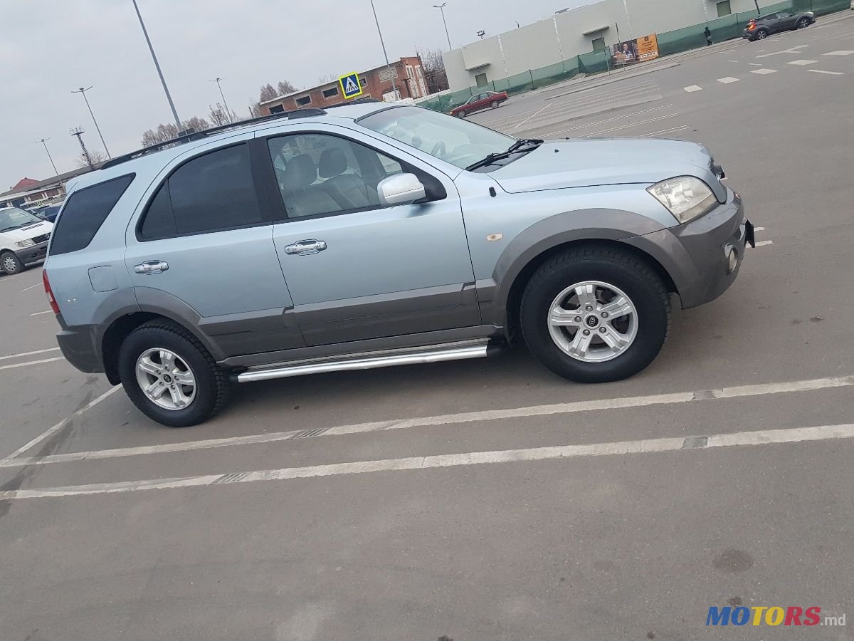 2005' Kia Sorento photo #3