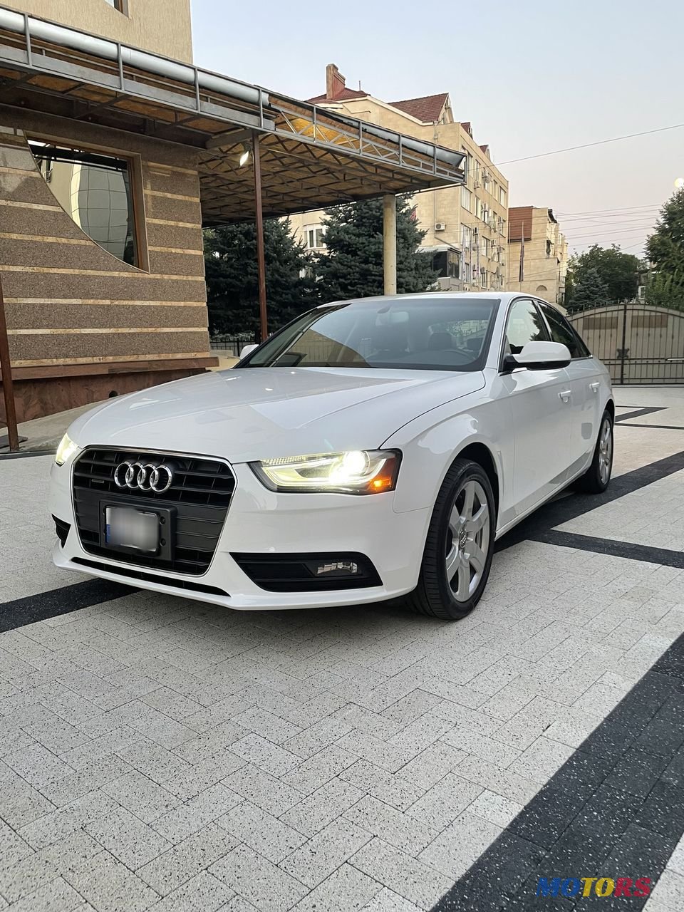 2013' Audi A4 photo #1