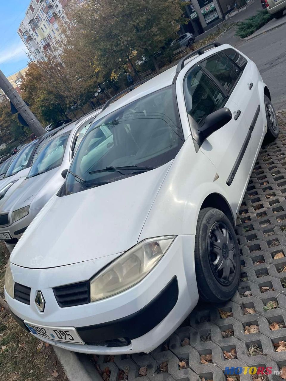 2004' Renault Megane photo #5