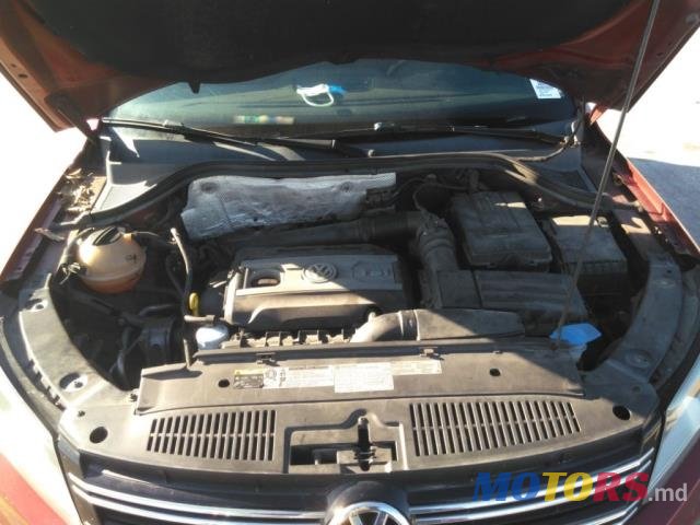 2013' Volkswagen Tiguan photo #5