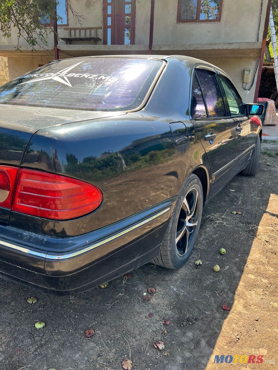 1998' Mercedes-Benz E-Class photo #3