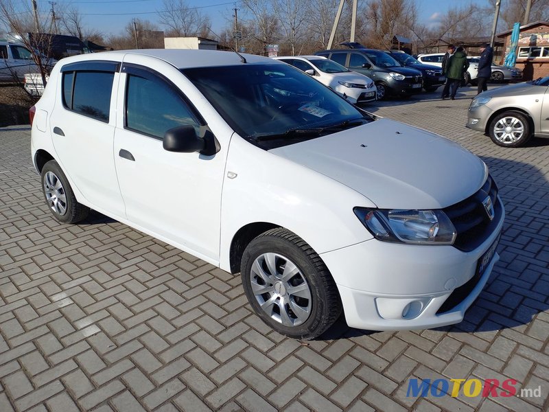 2013' Dacia Logan photo #6