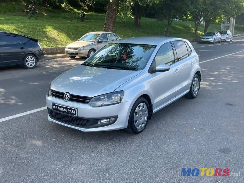 2014' Volkswagen Polo photo #4