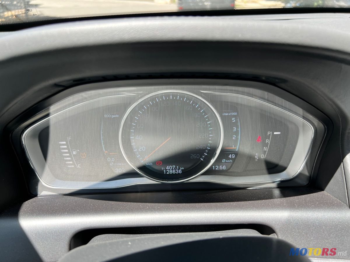 2016' Volvo XC60 photo #5