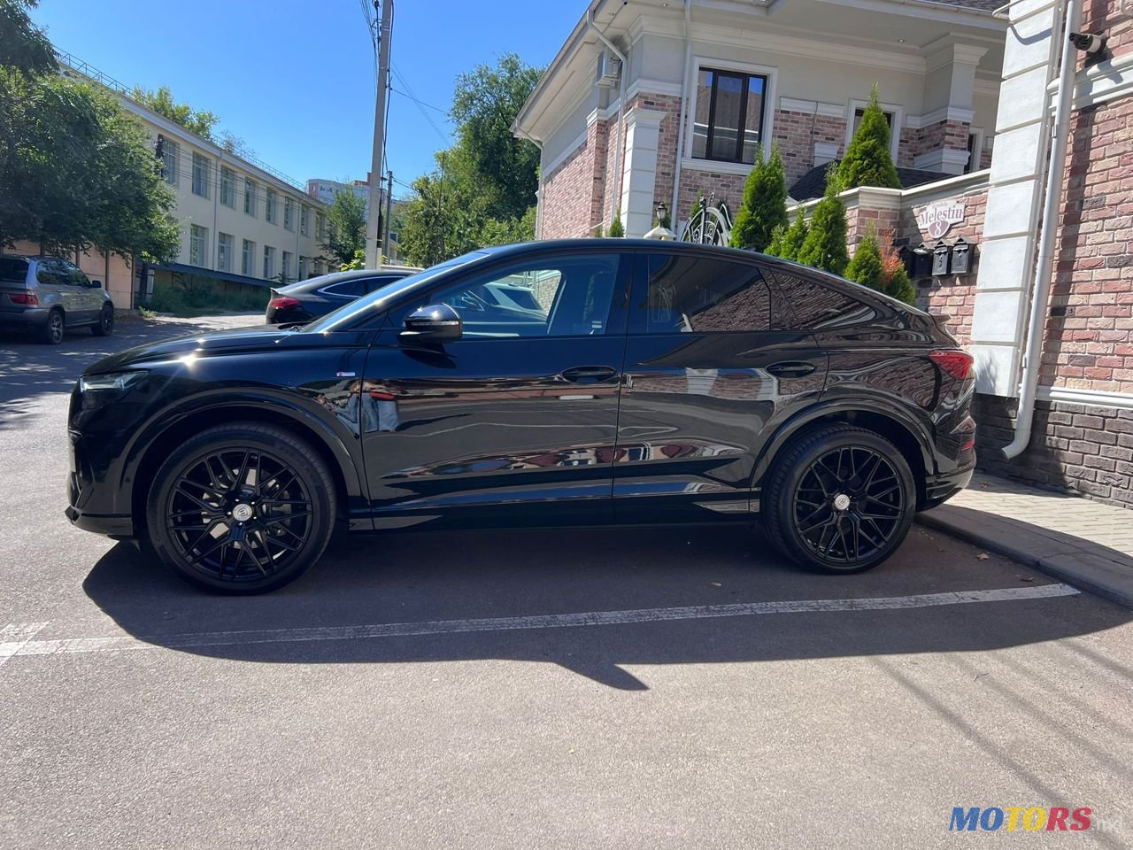 2023' Audi Q4 e-tron photo #1
