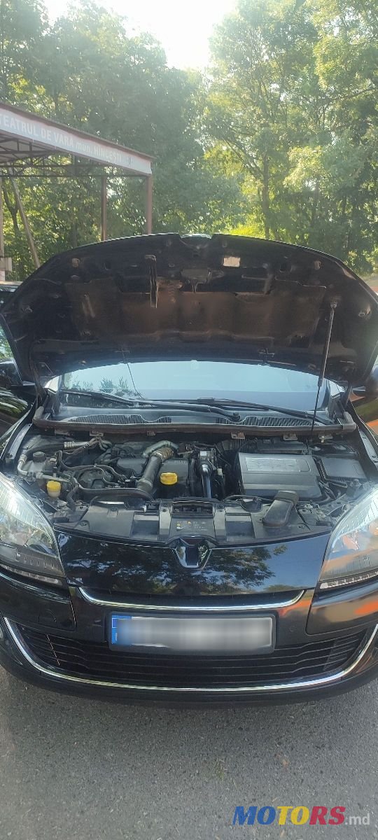 2013' Renault Megane photo #3