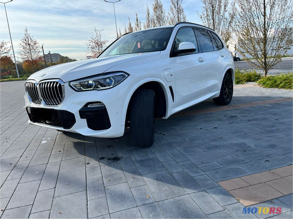 2020' BMW X5 photo #3