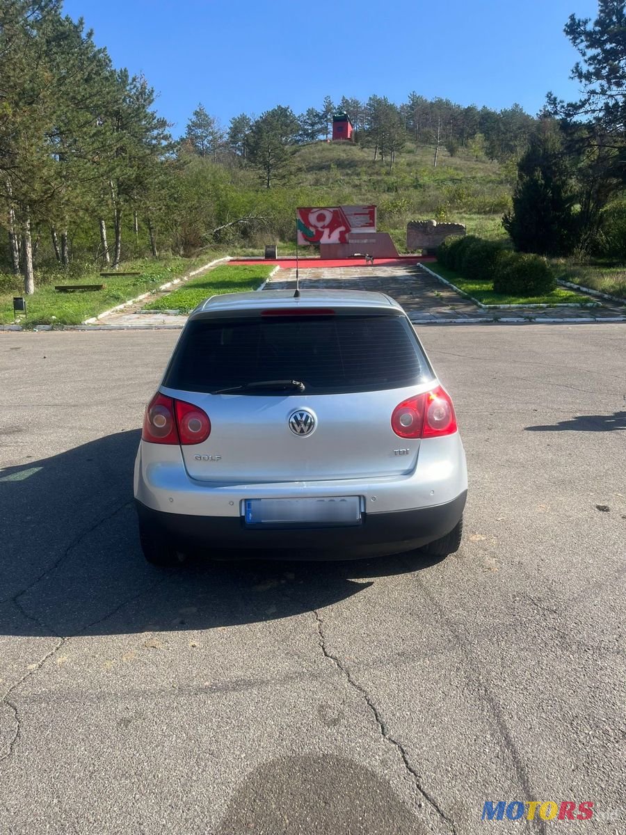 2007' Volkswagen Golf photo #4