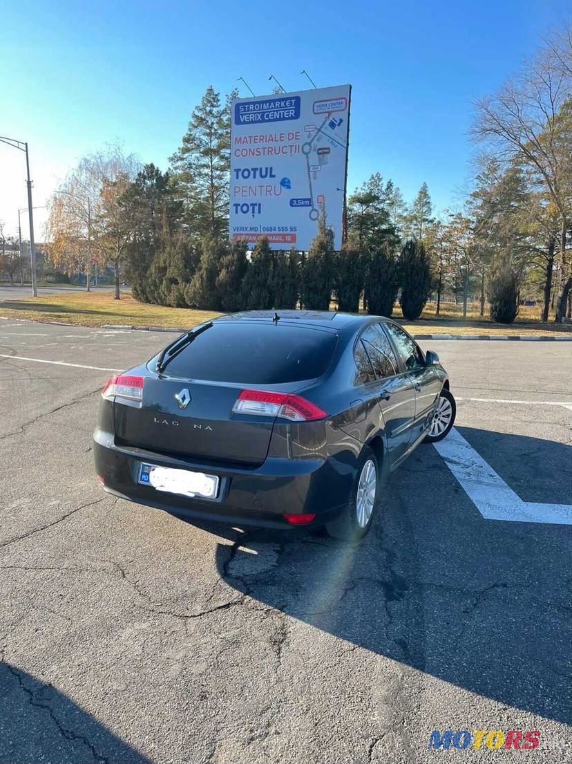 2007' Renault Laguna photo #2