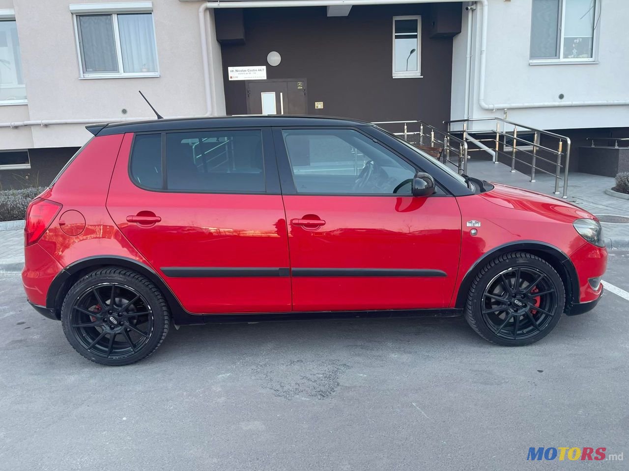 2012' Skoda Fabia photo #2