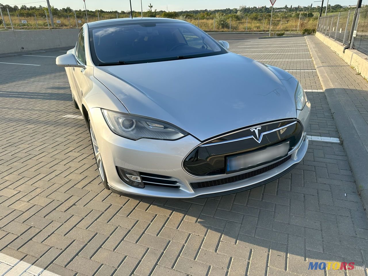 2013' Tesla Model S photo #3
