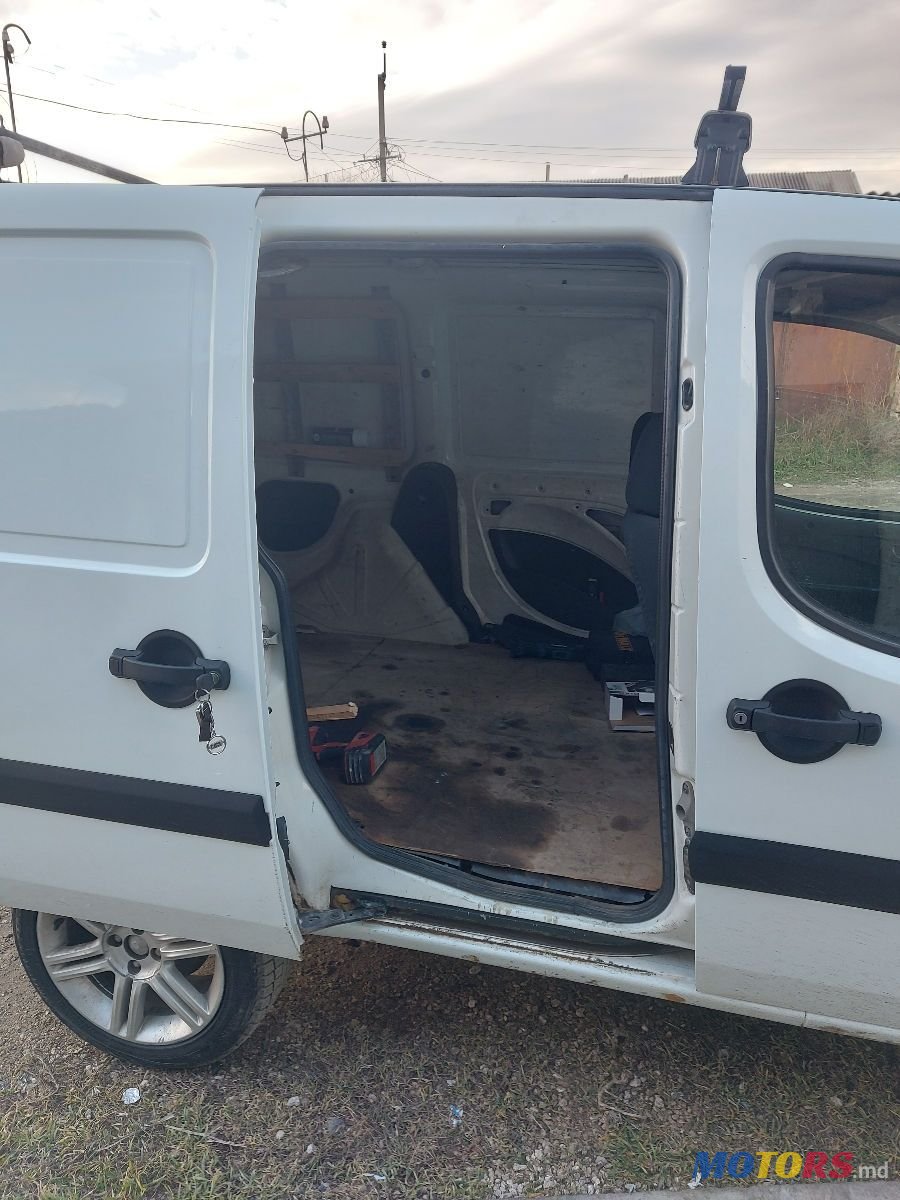2008' Fiat Doblo Cargo photo #6
