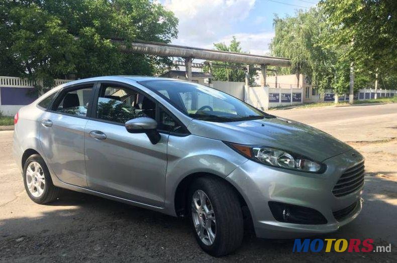 2015' Ford Fiesta photo #1