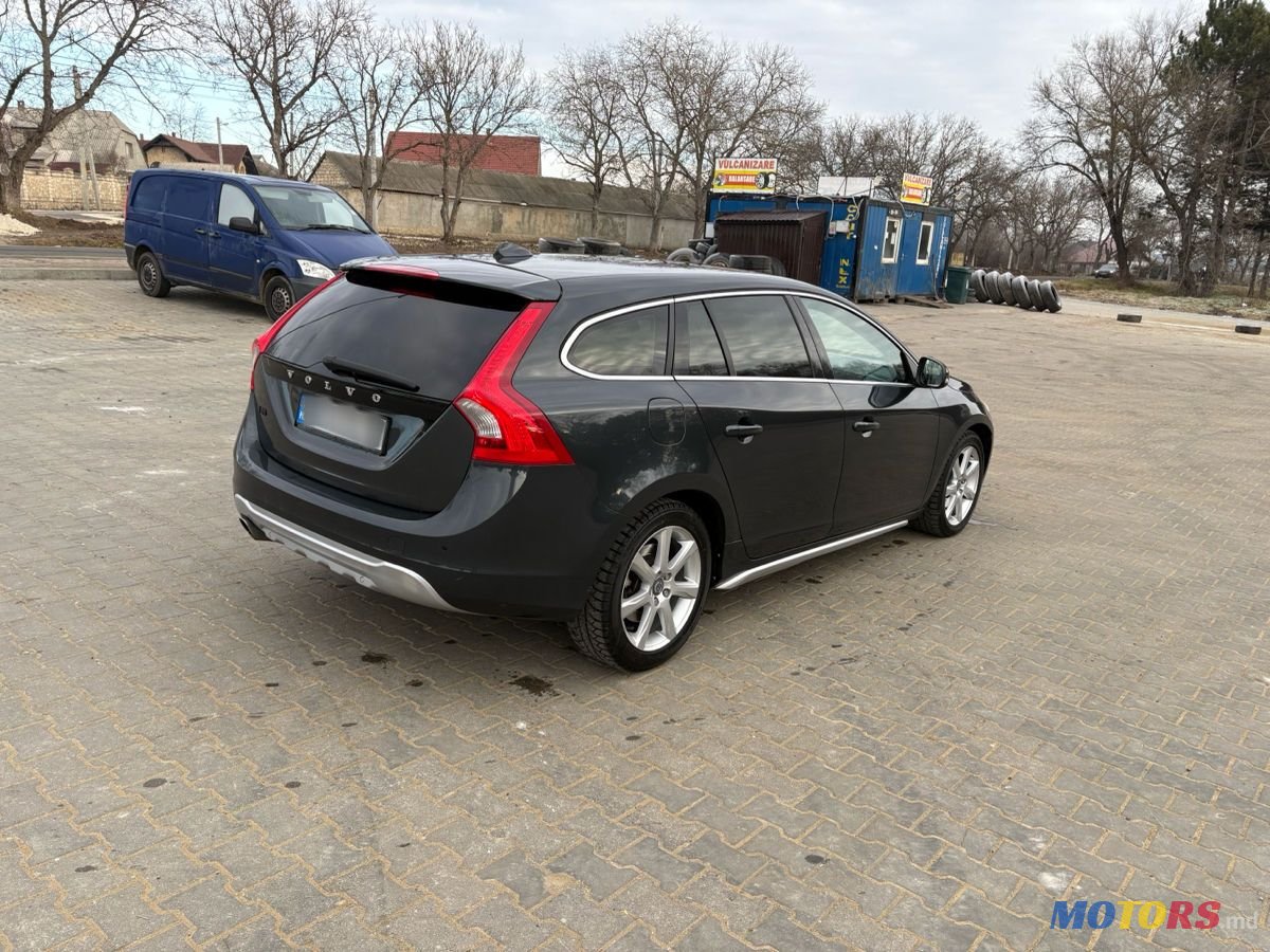 2012' Volvo V60 photo #6
