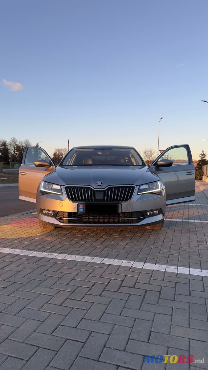 2017' Skoda Superb photo #4