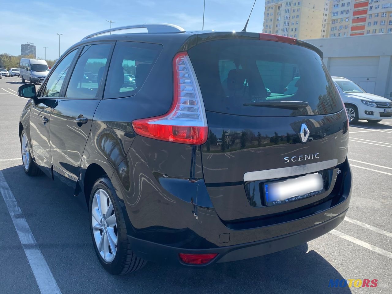 2014' Renault Grand Scenic photo #3
